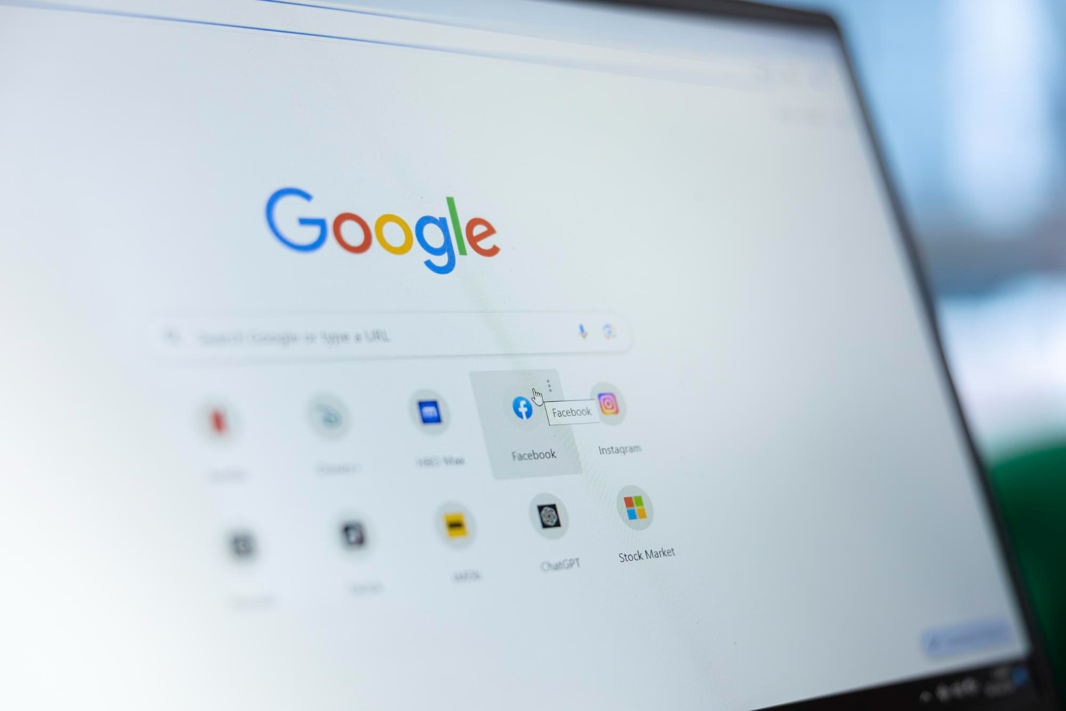 macbook-surf-google